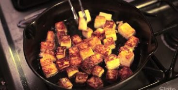 How to Make Tofu as Crispy as at Your Favorite Restaurant