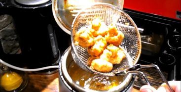 Tasty quick vegetarian snack – deep fried mushrooms
